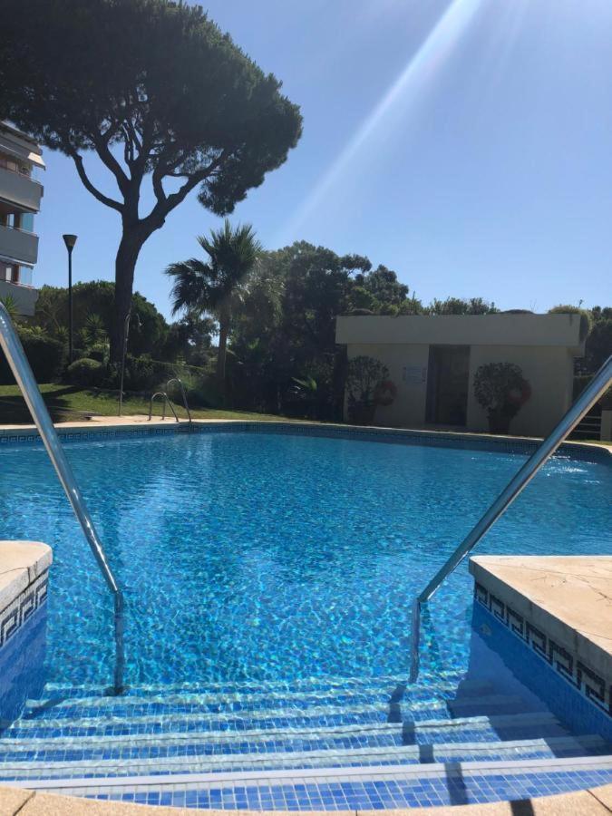Ansa Beach Apartment - Cabopino, Marbella - Garden Level Extérieur photo