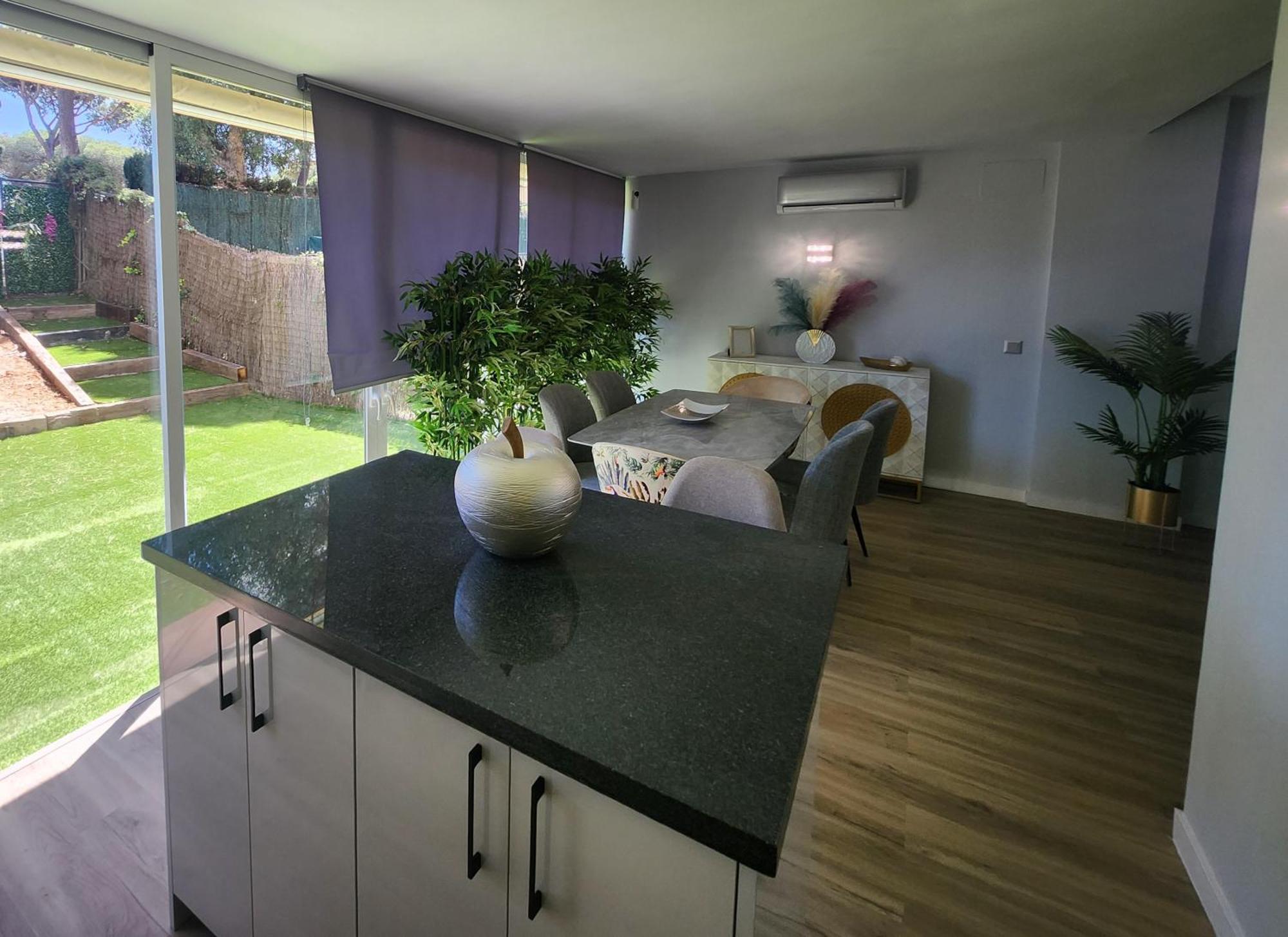 Ansa Beach Apartment - Cabopino, Marbella - Garden Level Extérieur photo